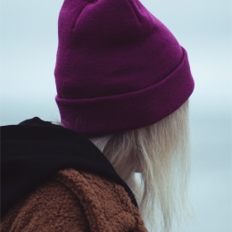 Cashmere-blend violet beanie